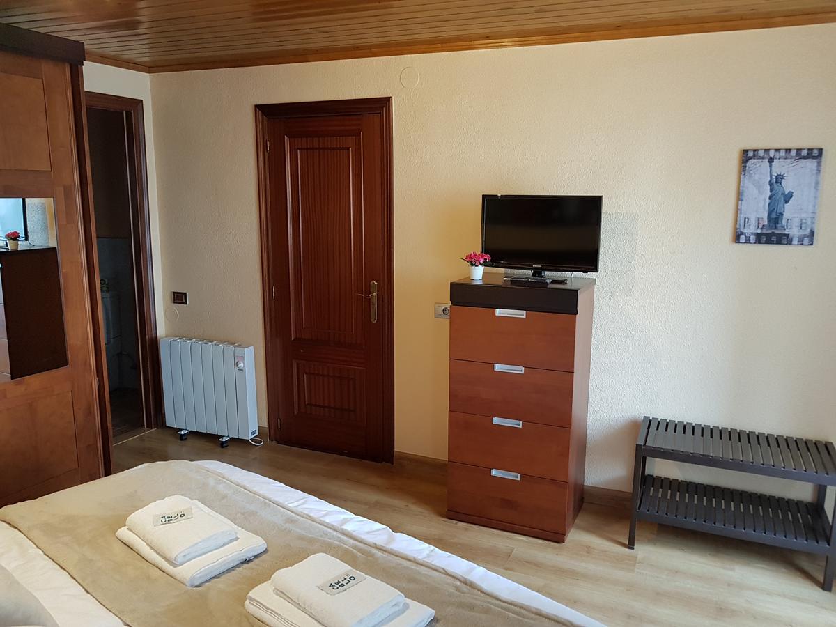 Aqua Rooms Sarria Extérieur photo